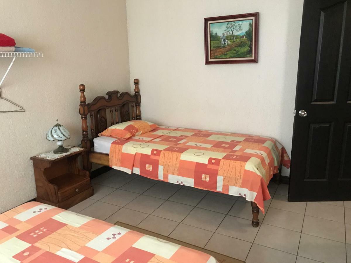 Desamparados  Casa Del Suizo B&B 외부 사진