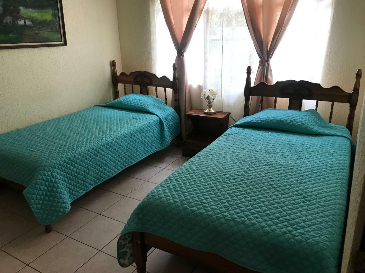 Desamparados  Casa Del Suizo B&B 외부 사진