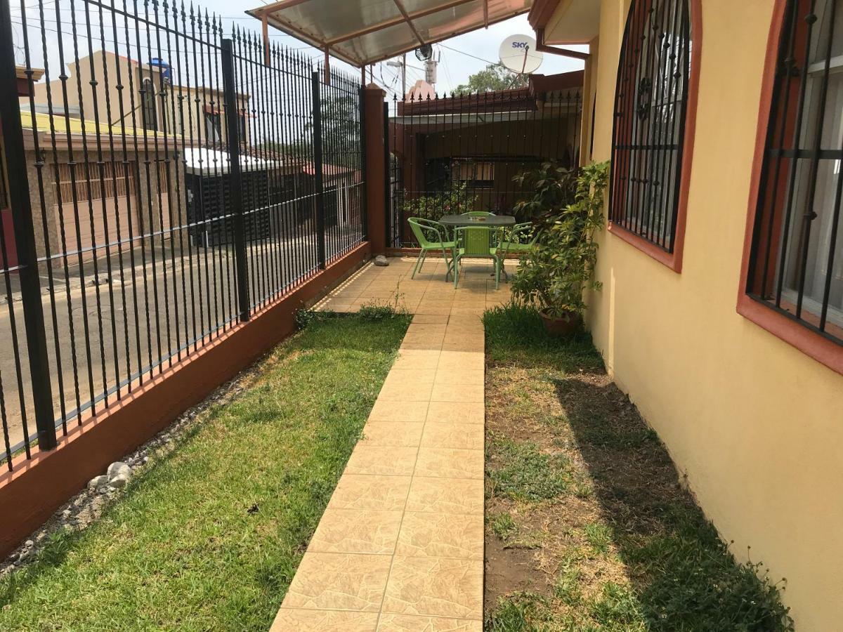 Desamparados  Casa Del Suizo B&B 외부 사진
